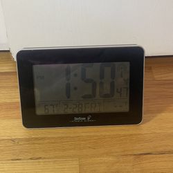 SkyScan Wall Atomic Clock Model: 88909 Large Automatic