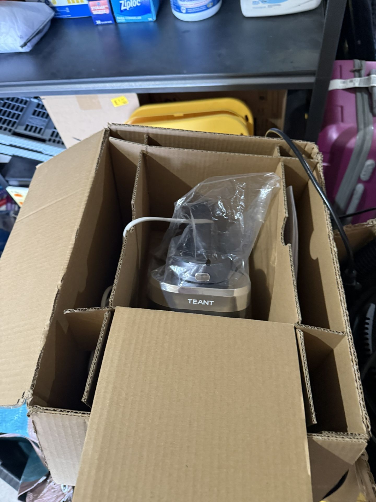 Mattress, vacuum cleaner