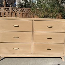 Beautiful REFINISHED Pottery Barn Dresser+dovetails drawers $599 CAN DELIVER!