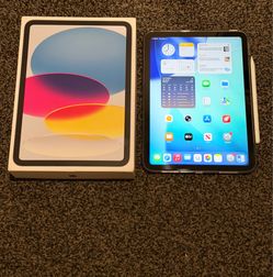 iPad 11th Generation 128 GB with Apple Pencil in Blue