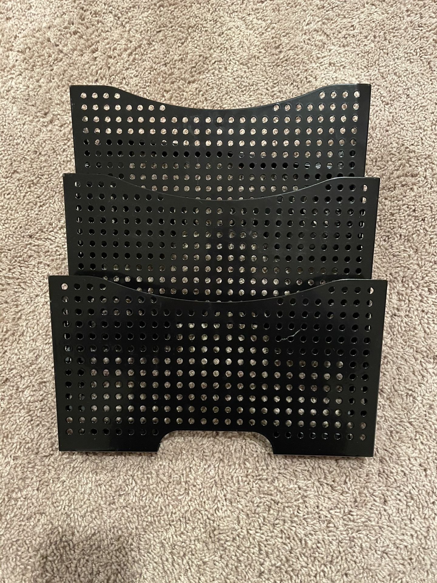 Wall mounted paper holder