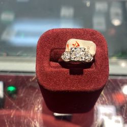 14k Gold Dimond Ring