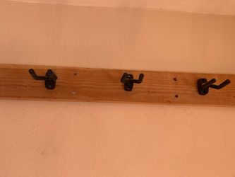 Brackets for hanging instruments