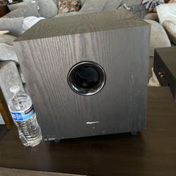Pioneer powered subwoofer