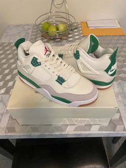 Jordan 4 SB Pine Green
