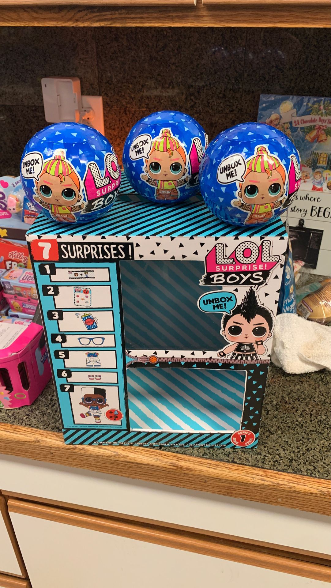 Lol surprise boys series one. 3 balls and display!!