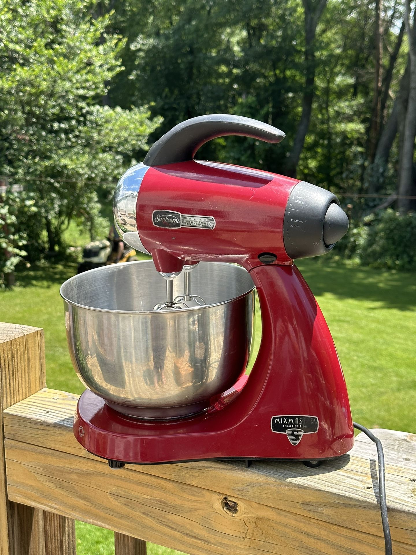 Vintage Sunbeam Mixmaster Heritage Series 2364 Red Mixer Bowl 2 Beaters