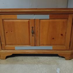 Vintage Tv Stand/Storage