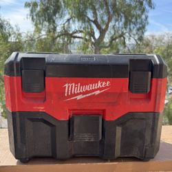 Milwaukee Wet Dry Vacuum With Battery