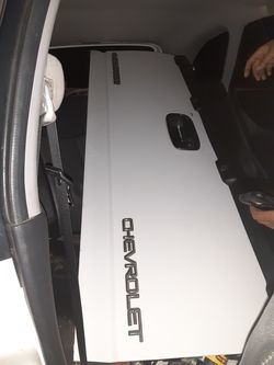 Chevrolet Silverado 99-2006 tailgate $200