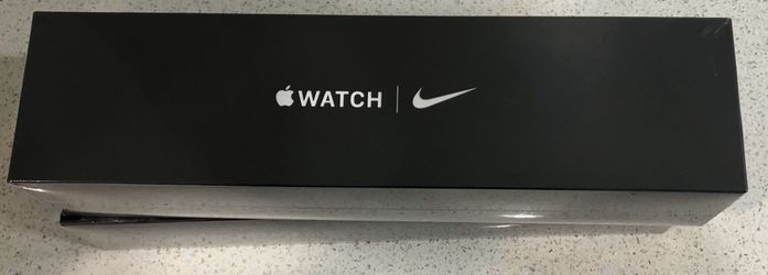 Brandnew Apple Watch Nike series 5 40mm GPS +Cellular