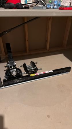 Equalizer Sway Control Hitch