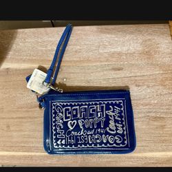 NWT Coach Wristlet 