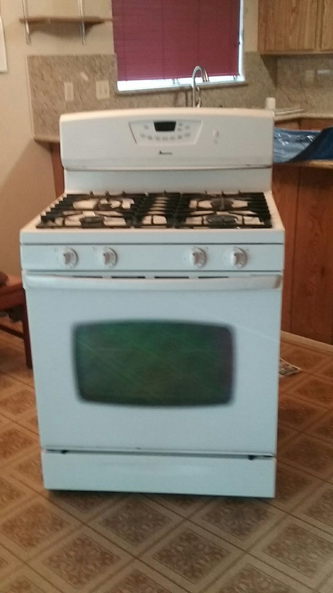Amana Gas Stove Oven Broiler for Sale in Fontana, CA OfferUp