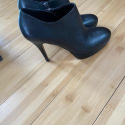 Black Vince Camuto Heels 