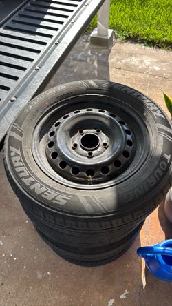 Tire and wheel