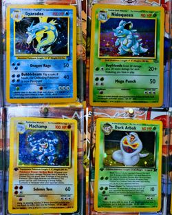 POKEMON CARD HOLOGRAPHIC VINTAGE