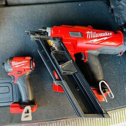 Milwaukee M18 FUEL 30 Degree Framing Nailer 2745-20