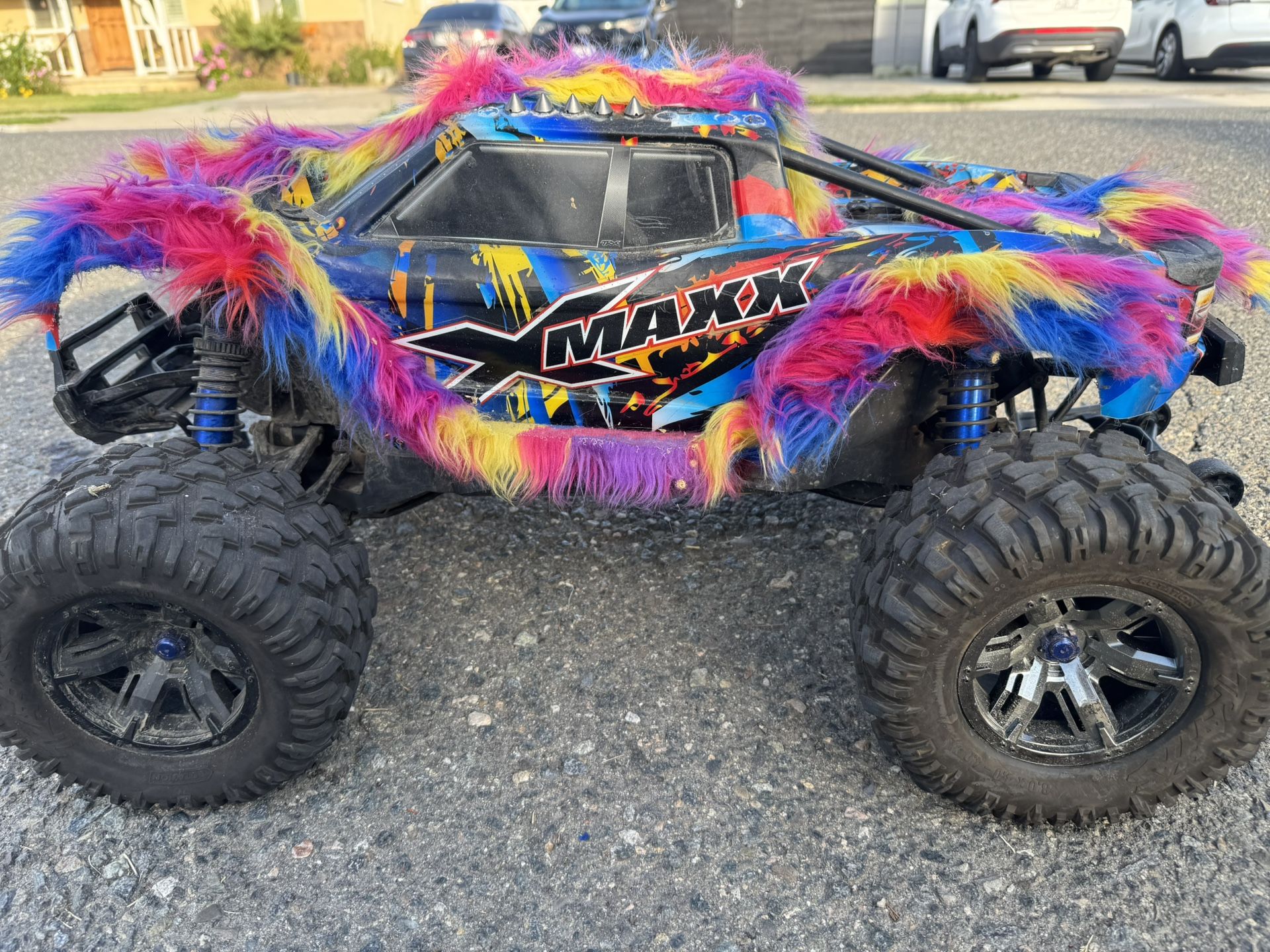 Traxxas X Maxx Monster Truck 1/5 Scale With Batteries And Charger