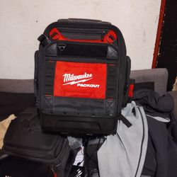 Milwaukee  Pack out  Backpack