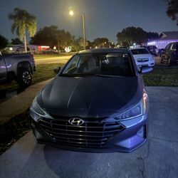 2019 Hyundai Elantra