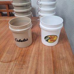 Cabela's & Bass Pro Mini Buckets 