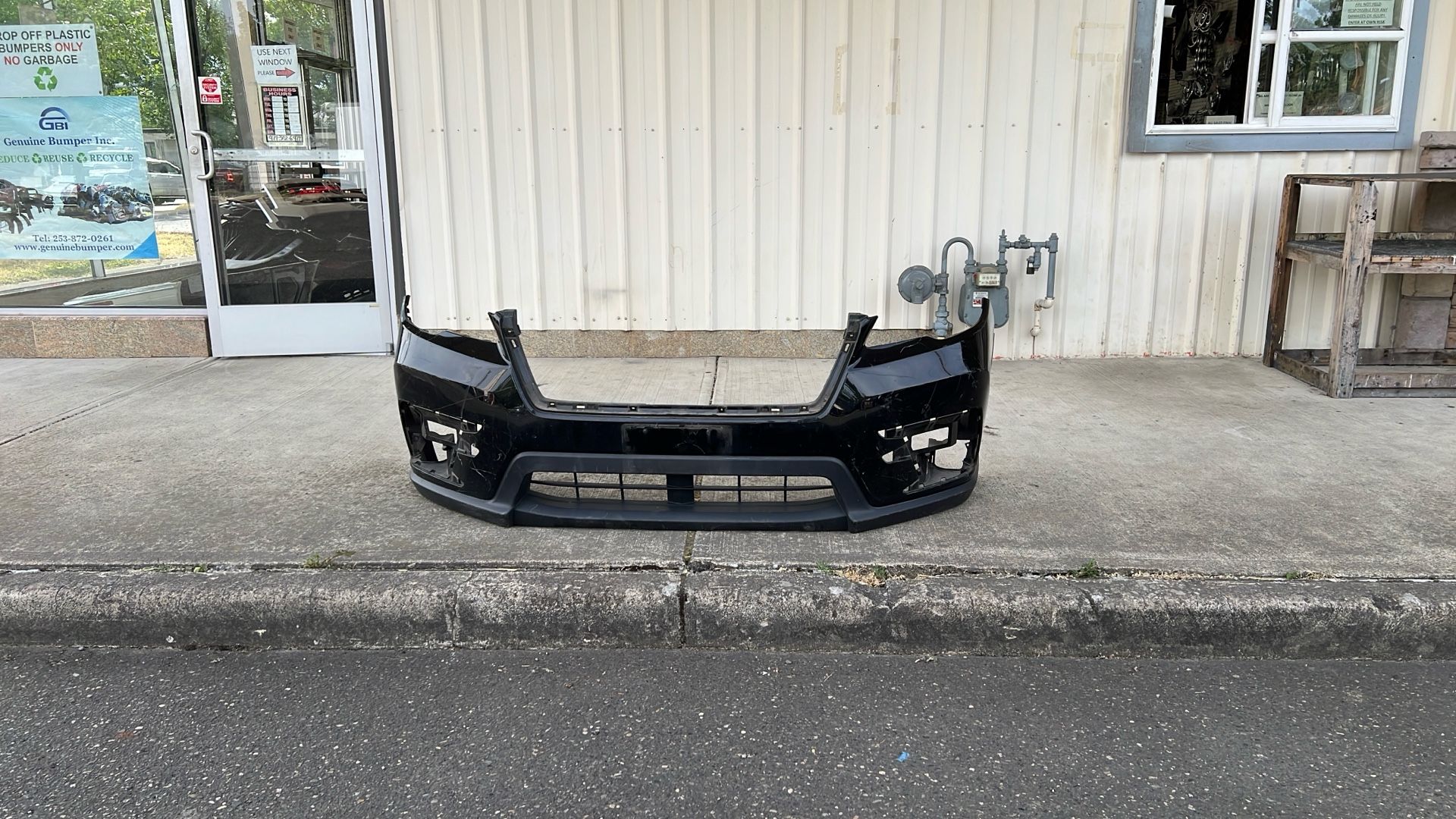 2019 To 2021 Subaru Ascent Front Bumper #B600 SU1000 188