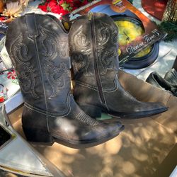 Ladies Western Boots 