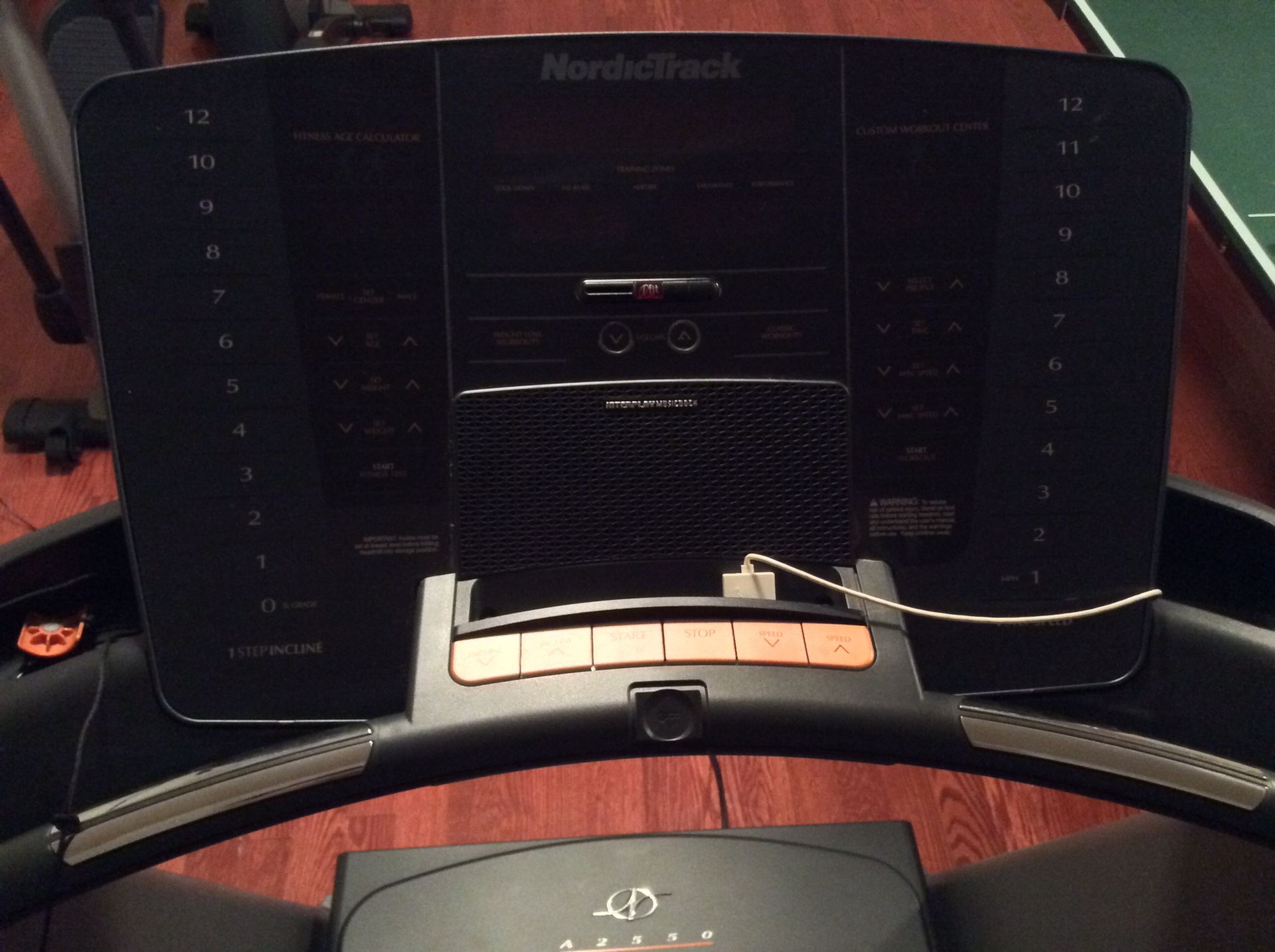 NordicTrack A2550 Treadmill for Sale in La Grange, IL OfferUp
