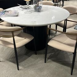 Jaramillo Side Chair (SET-2)
ACME$10 Down Payment And Financing Available