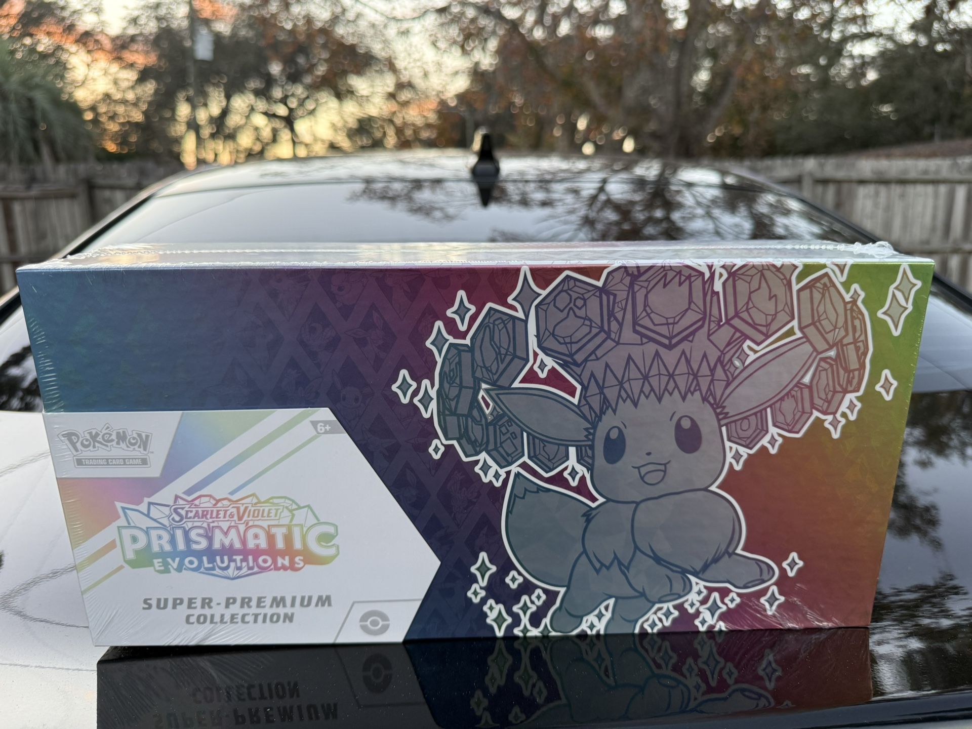 Pokémon Scarlet & Violet – Prismatic Evolutions Super-Premium Collection (Sealed)