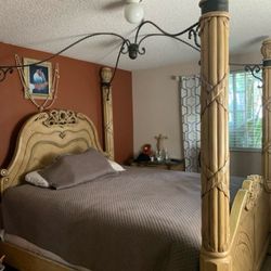 Bed Frame  freeeeeeer  matching mirror. And night stands