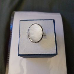 Oval Mother-of-Pearl Ring