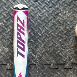 Girls Easton Softball