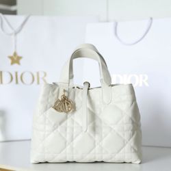 Toujours horizontal version small size·