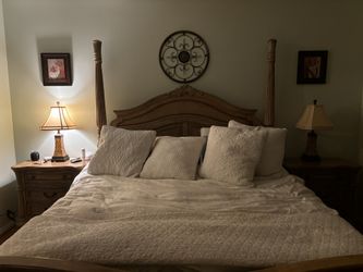 King Bed 2 Night Stands 