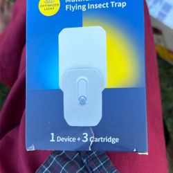 Multifunctional Flying Insect Trap
