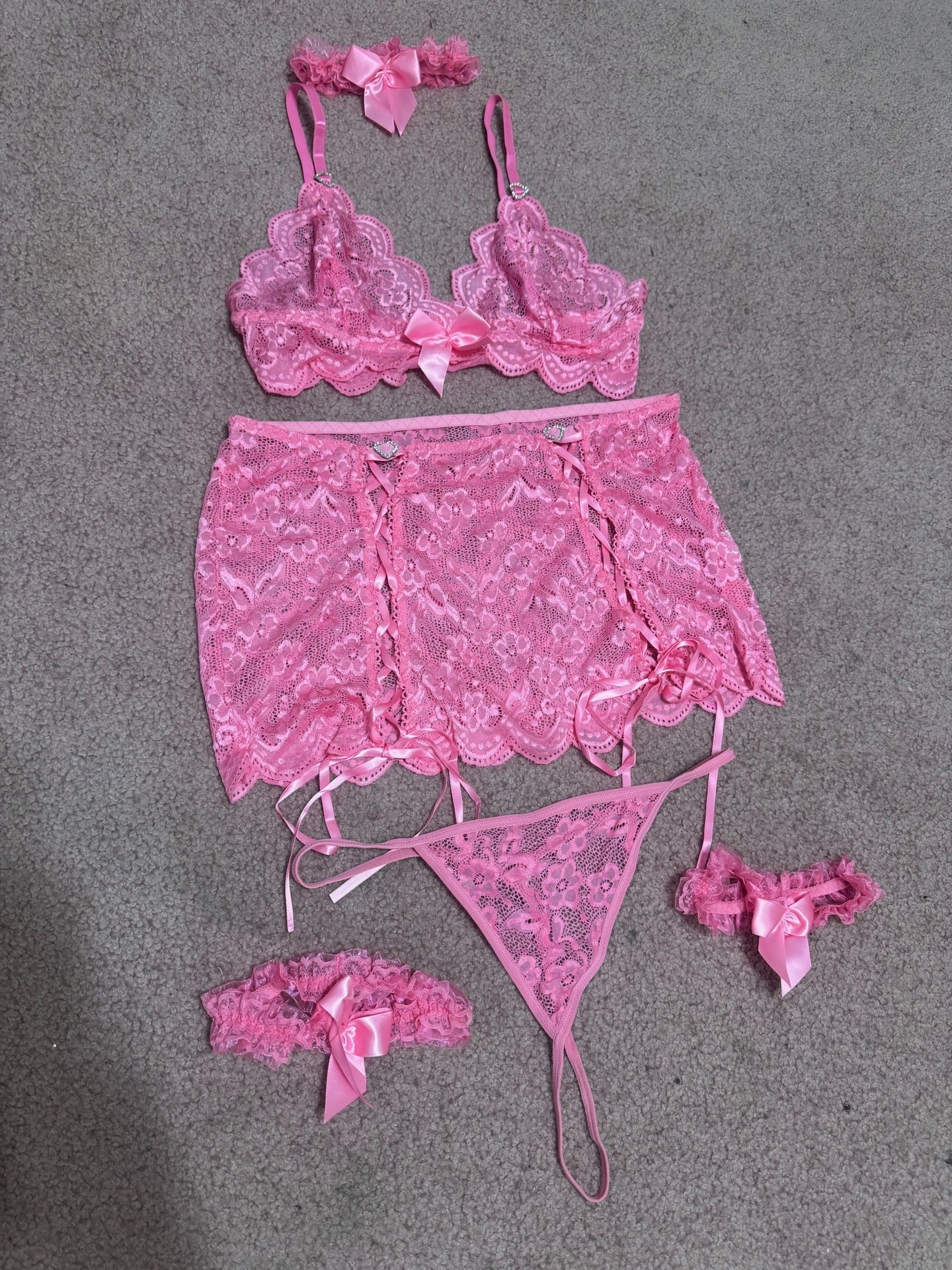 New large pink lace lingerie bra panty skirt set festival rave heart rhinestone