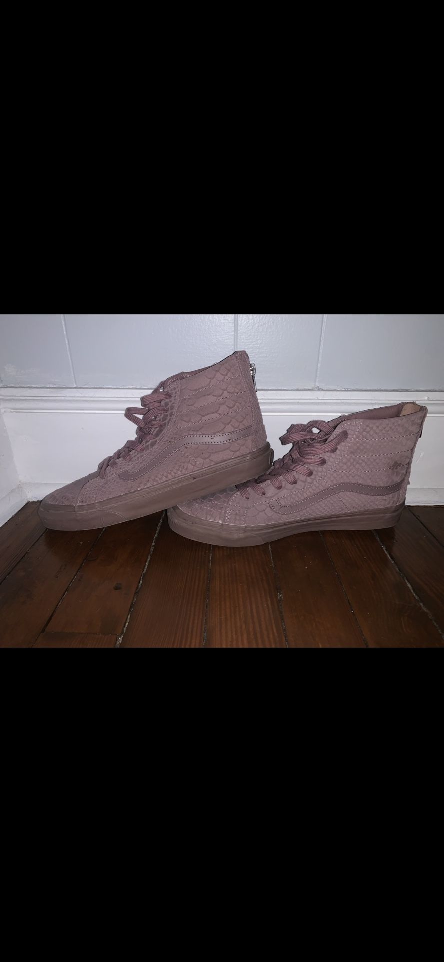 Vans Snake skin mauve high top mens 8.5 womens 10 casual skate college relax