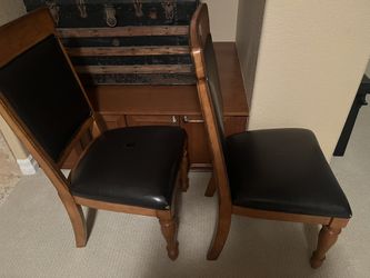Solid Chairs