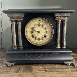 New Heaven Desk Clock