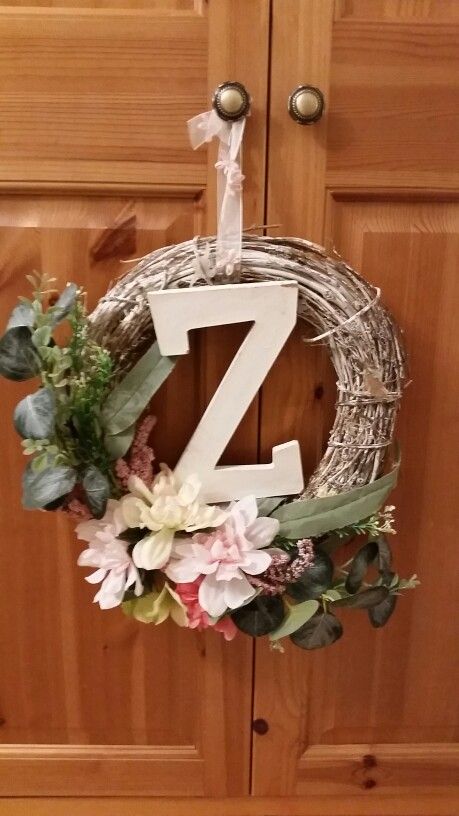 Intial Letter Z wreath