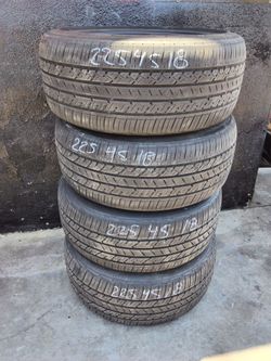 Set 4 used Tires