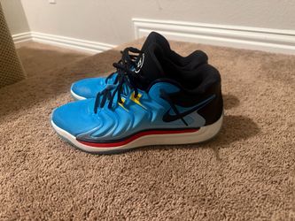 Kevin Durant shoe size 13