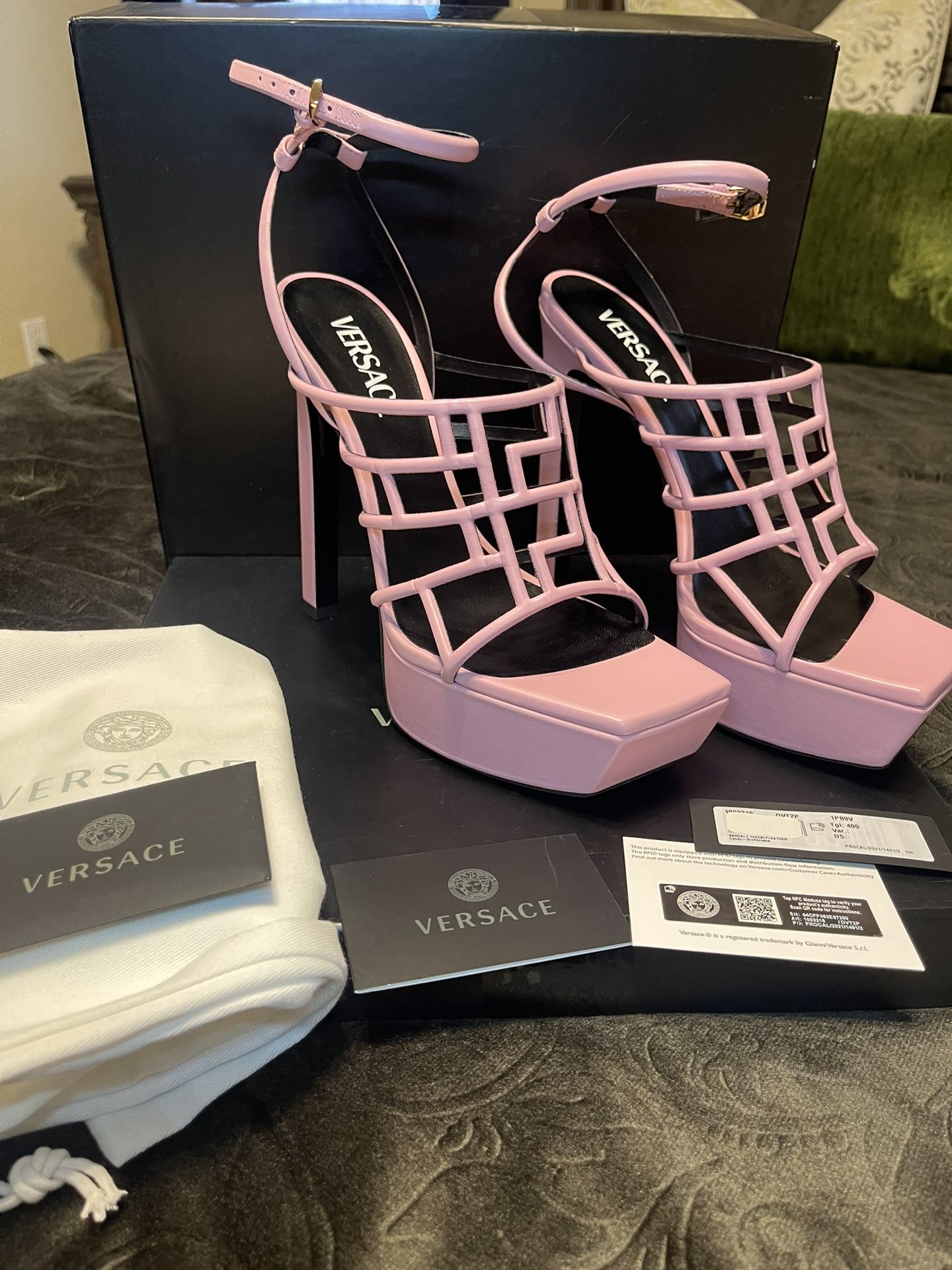 Versace Heels Pink Size 40