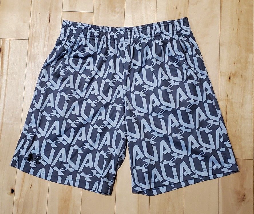 NEW Under Armour Gray Patterned Athletic Shorts (YXL)