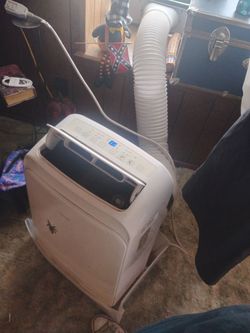 Portable air conditioner
