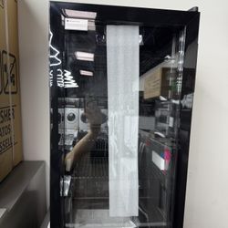 Brand new 18 inches mini fridge 