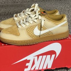 Nike Dunk Low