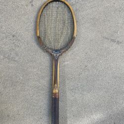 Vintage tad Davis wooden tennis racket